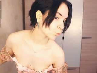 We Krystal And Sofia