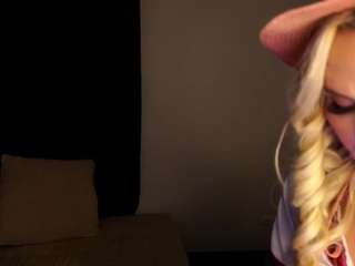 We Krystal And Sofia