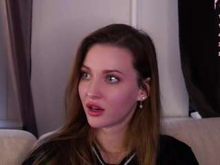 arletteakey webcam model