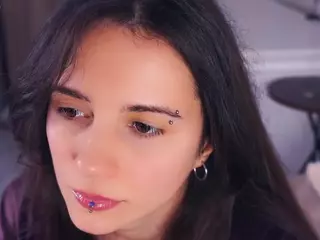 Delly's Live Sex Cam Show