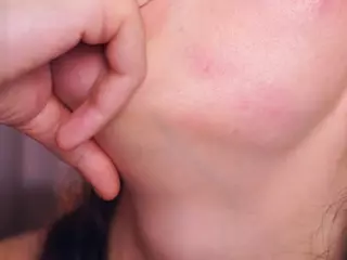 Delly's Live Sex Cam Show