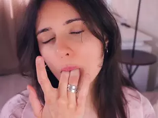 Delly's Live Sex Cam Show