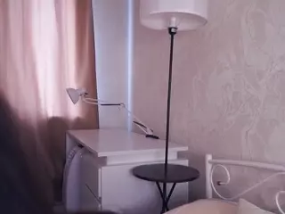 Delly's Live Sex Cam Show