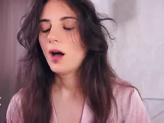 Delly's Live Sex Cam Show