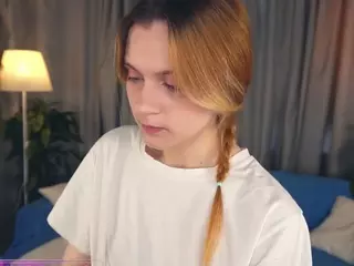 Miranda's Live Sex Cam Show