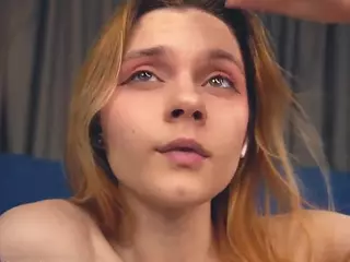 Miranda's Live Sex Cam Show