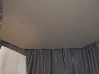 Miranda's Live Sex Cam Show