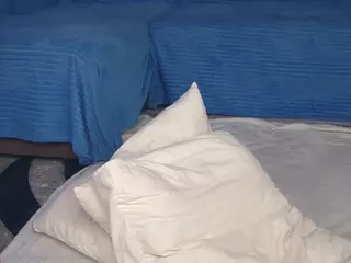 Miranda's Live Sex Cam Show