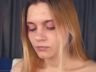 Miranda's Live Sex Cam Show