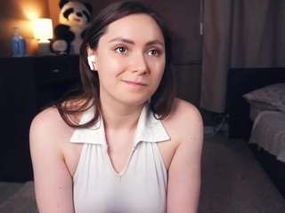 edinachatfield Live Webcam on CamSoda