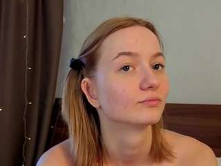 elvinabrowning Live Webcam on CamSoda