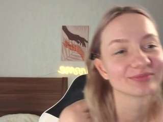 elvinabrowning Live Webcam on CamSoda