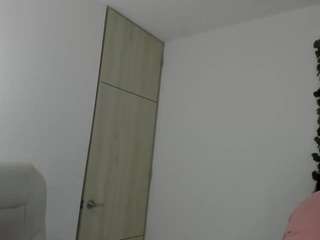  evelyn-harpeer chat room