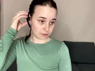 julianahelms's CamSoda show and profile