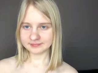 lilianbalsam Live Webcam on CamSoda