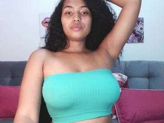 LilyJacksonn live webcam show