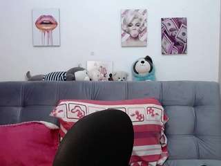 LilyJacksonn