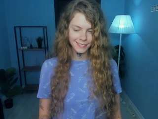 lornaeddy's CamSoda show and profile