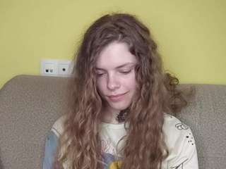 lornaeddy's CamSoda show and profile