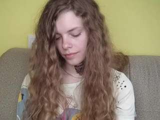 le modèle lornaeddy est en webcam porno dans un show sur le site camsoda, il possède les tags suivants: ahegao,solo,no drinking,no smoking,normal,pov,role,sexy,sexydance,shaved pussy,smoking,solo show,armpits,strip,student,tattoos,tease,teen 18,toys,vibe