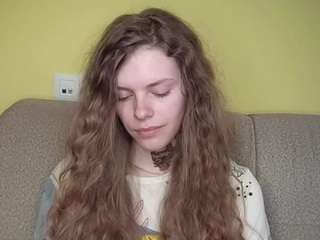 le modèle lornaeddy est en webcam porno dans un show sur le site camsoda, il possède les tags suivants: ahegao,solo,no drinking,no smoking,normal,pov,role,sexy,sexydance,shaved pussy,smoking,solo show,armpits,strip,student,tattoos,tease,teen 18,toys,vibe