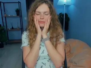 Natalie's Live Sex Cam Show