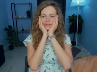 Natalie's Live Sex Cam Show
