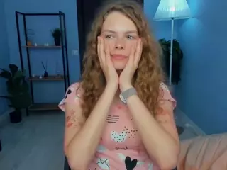 Natalie's Live Sex Cam Show