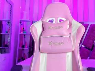 lunapleasure Live Webcam on CamSoda