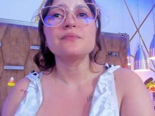 lunapleasure Live Webcam on CamSoda