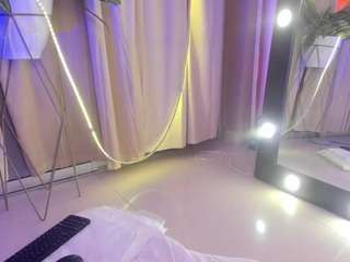 lunapleasure from CamSoda