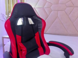 lunapleasure's CamSoda show and profile