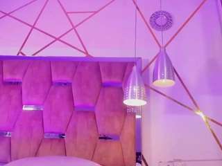 lunapleasure Live Webcam on CamSoda