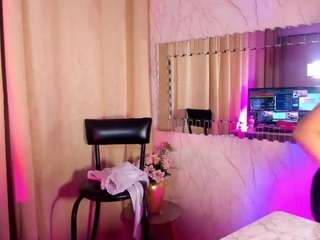 lunapleasure live webcam show