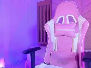 lunapleasure's live room