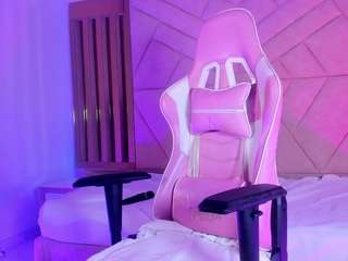 lunapleasure live webcam show