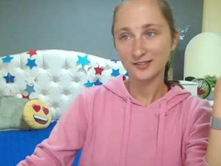 michelleegust Live Webcam on CamSoda