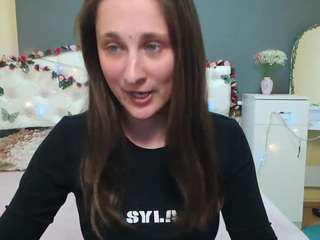 michelleegust live cam profile