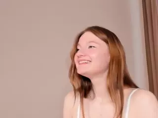 MoiraHeldreth's Live Sex Cam Show