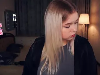 Lora's Live Sex Cam Show
