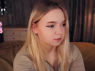 Lora's Live Sex Cam Show