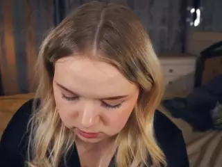 Lora's Live Sex Cam Show