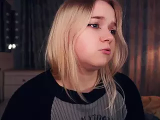 Lora's Live Sex Cam Show