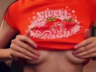 Erica's Live Sex Cam Show