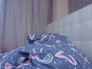 queenieclowes from CamSoda is Freechat