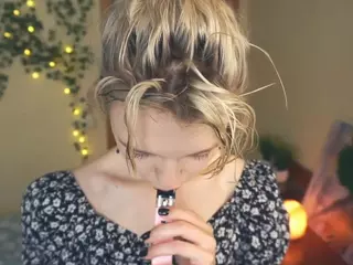 Lilian's Live Sex Cam Show