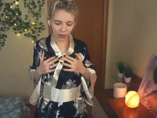 Lilian's Live Sex Cam Show