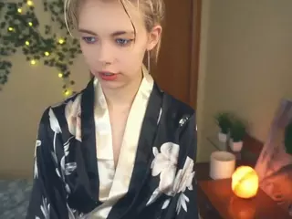 Lilian's Live Sex Cam Show