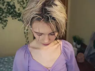 Lilian's Live Sex Cam Show