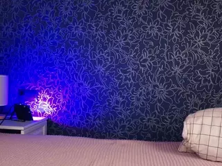 Flora's Live Sex Cam Show